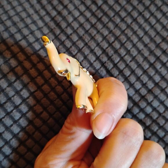 Cream Enamel Elephant Brooch with Gold Red & Clear White Crystals Accents - Picture 5 of 8